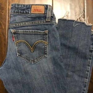 Levi jeans